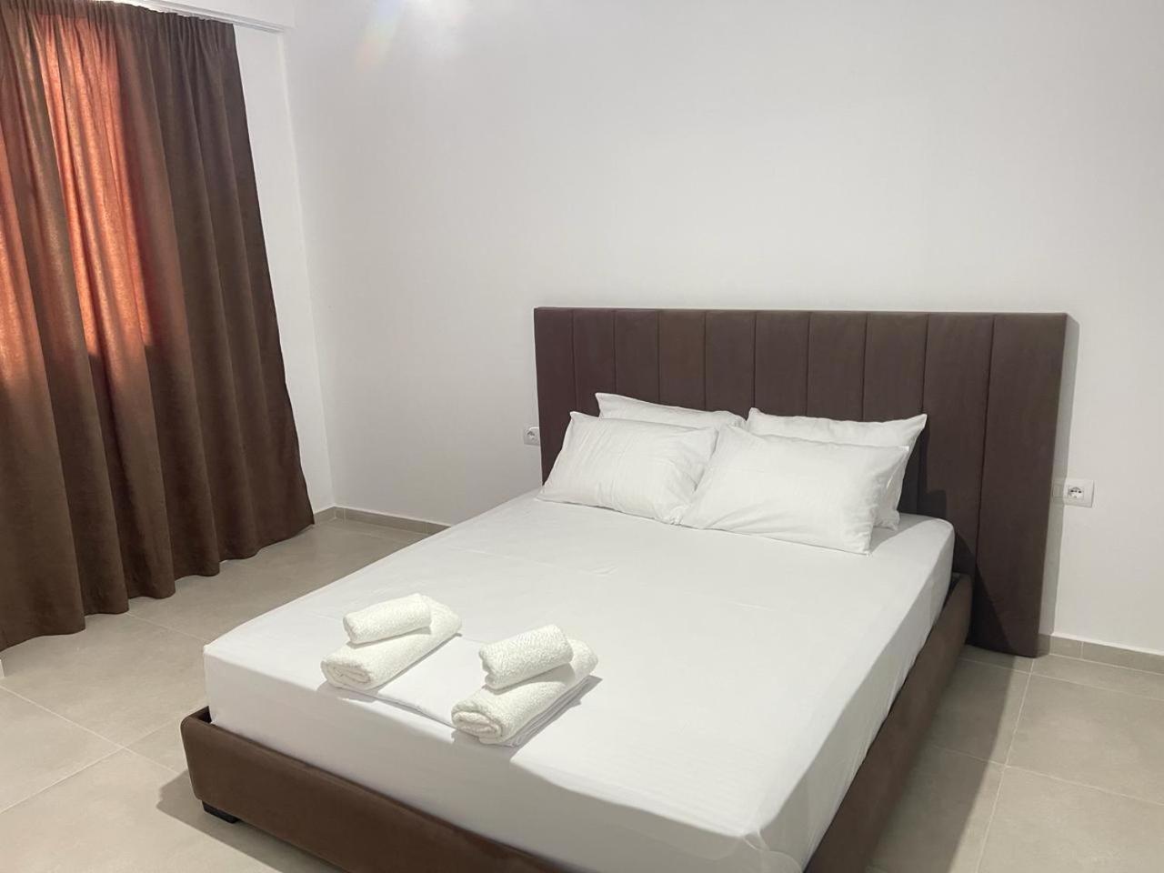 Sunrose Residences Sarande Exterior photo