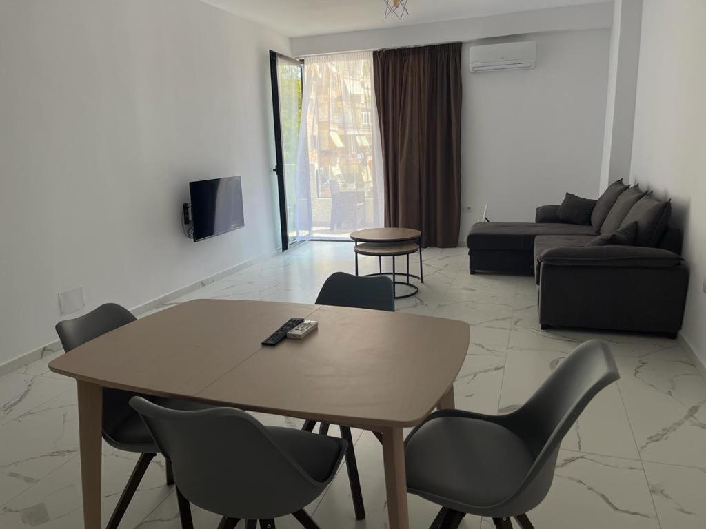 Sunrose Residences Sarande Exterior photo