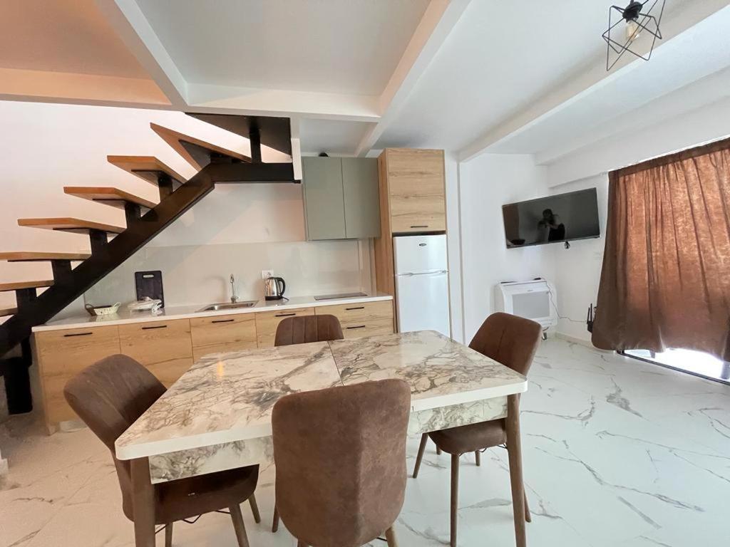 Sunrose Residences Sarande Exterior photo