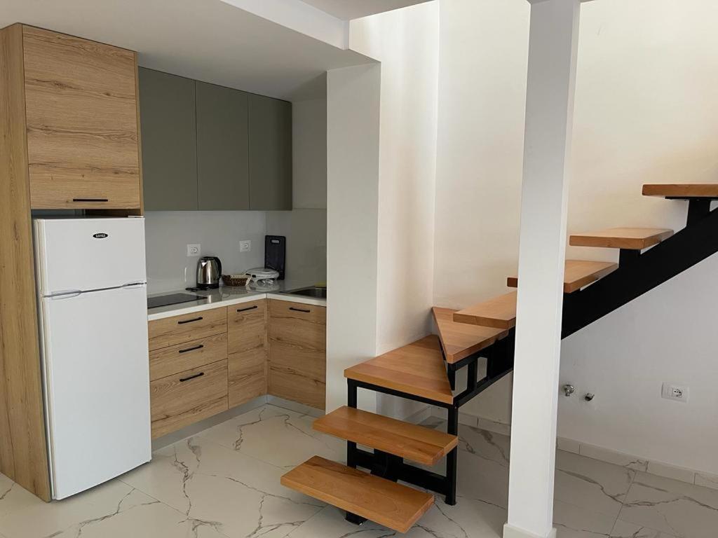 Sunrose Residences Sarande Exterior photo