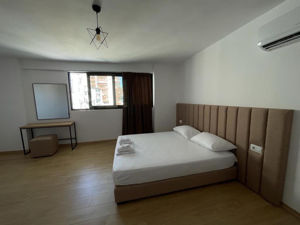 Sunrose Residences Sarande Exterior photo