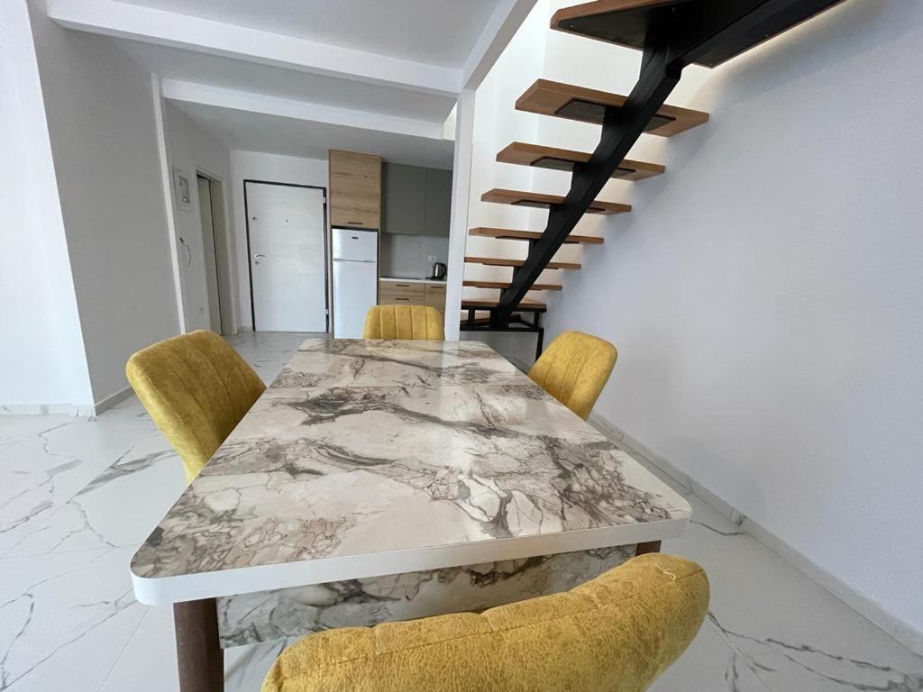 Sunrose Residences Sarande Exterior photo