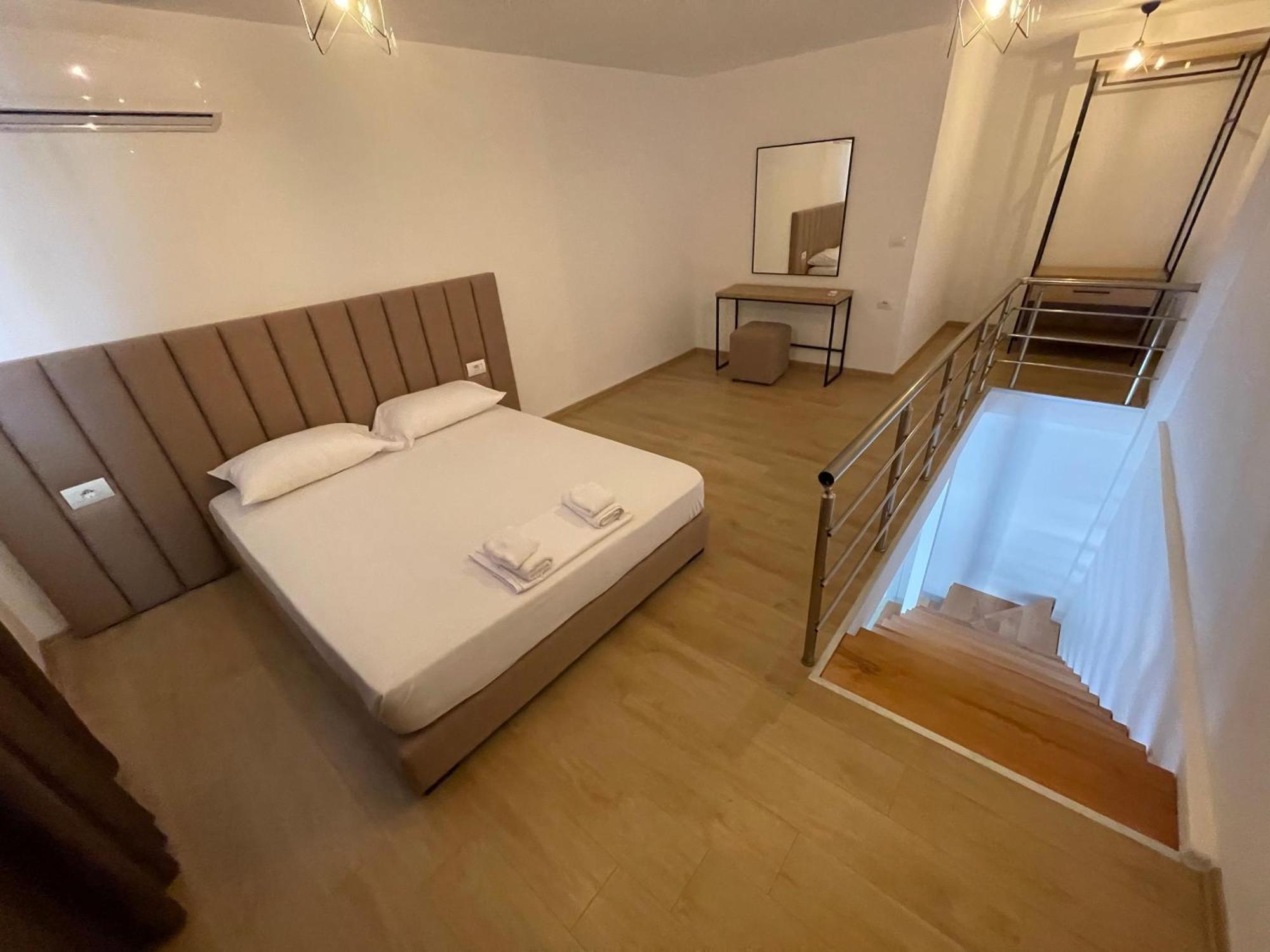 Sunrose Residences Sarande Exterior photo