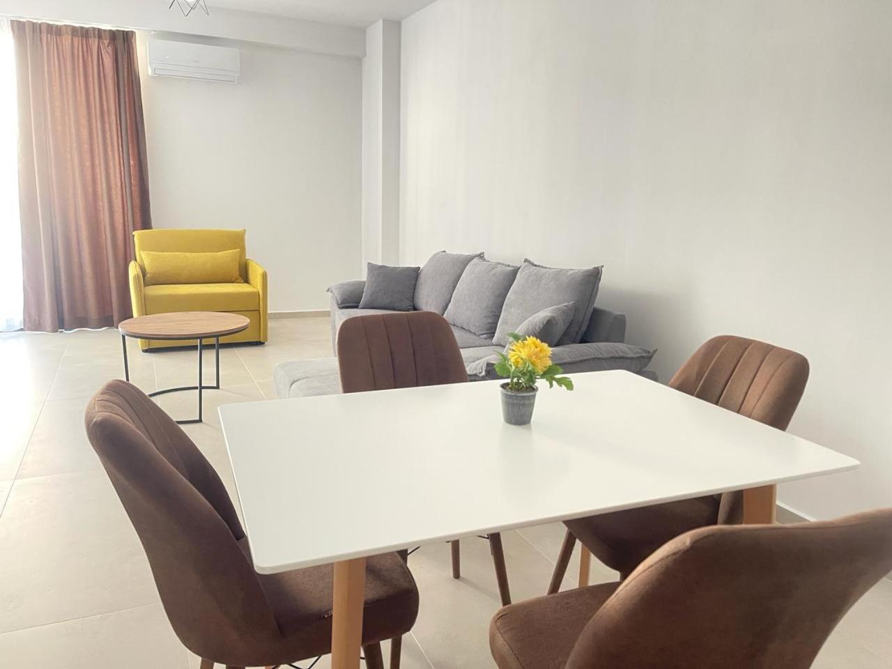 Sunrose Residences Sarande Exterior photo